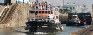 Pacific Queen, Miraflores Locks Panama Canal